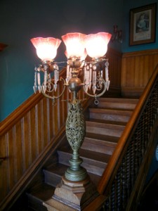 Victorian-Style Lighting On the Stairway